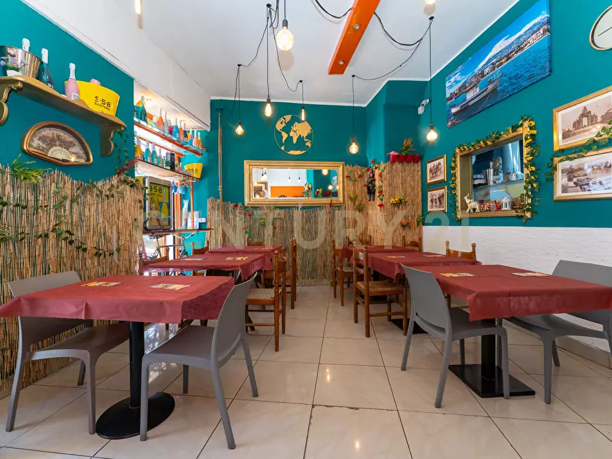 Immagine 37 di Pizzeria / Pub in vendita  in Via Giuseppe Garibaldi 346 a Catania