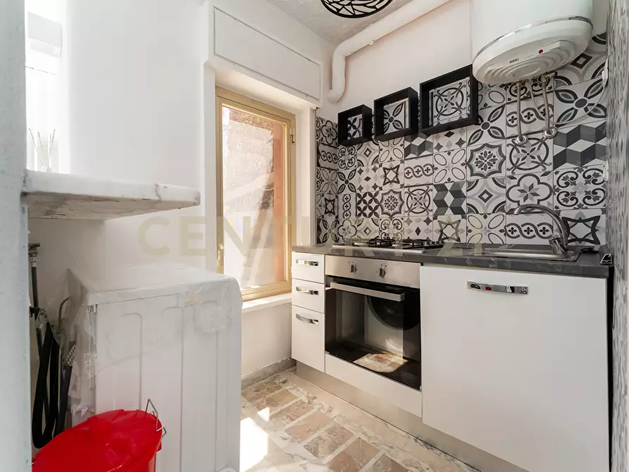 Immagine 13 di Bilocale in vendita  in Via G. M. Frontini 49 a Aci Castello