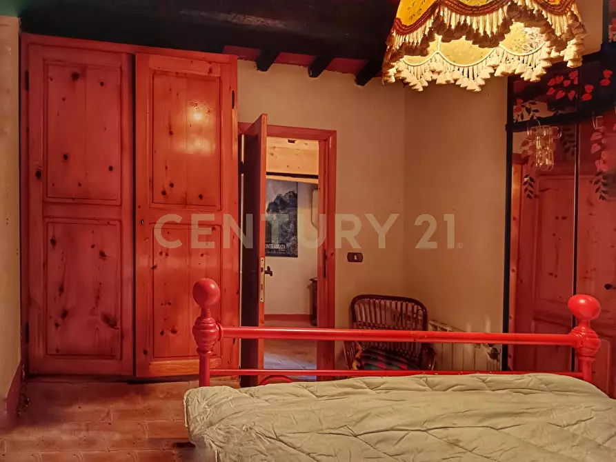 Immagine 41 di Rustico / casale in vendita  in località i chiostri a Piancastagnaio