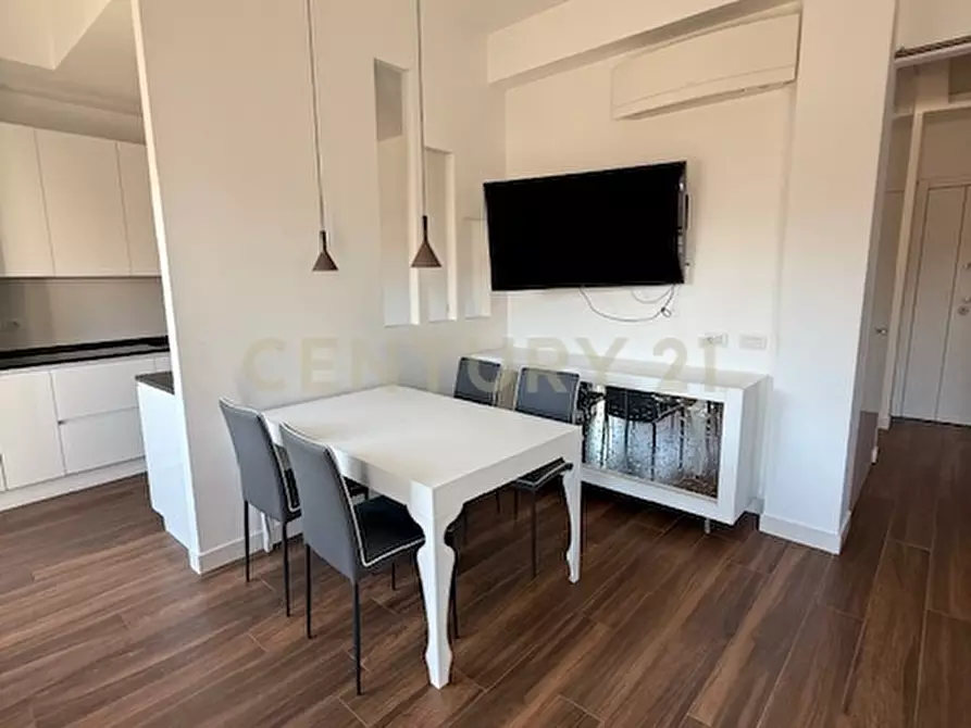 Immagine 32 di Trilocale in affitto  in Via Montecristo 10 a Roma