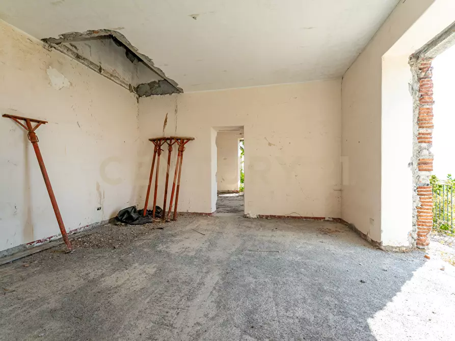 Immagine 14 di Villa in vendita  in Via Grazia Deledda 28 a Santa Venerina