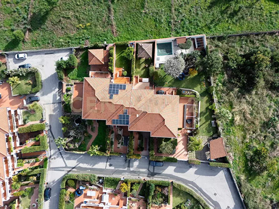 Immagine 87 di Villa in vendita  in Via Porto Marretti 17 a Mascalucia