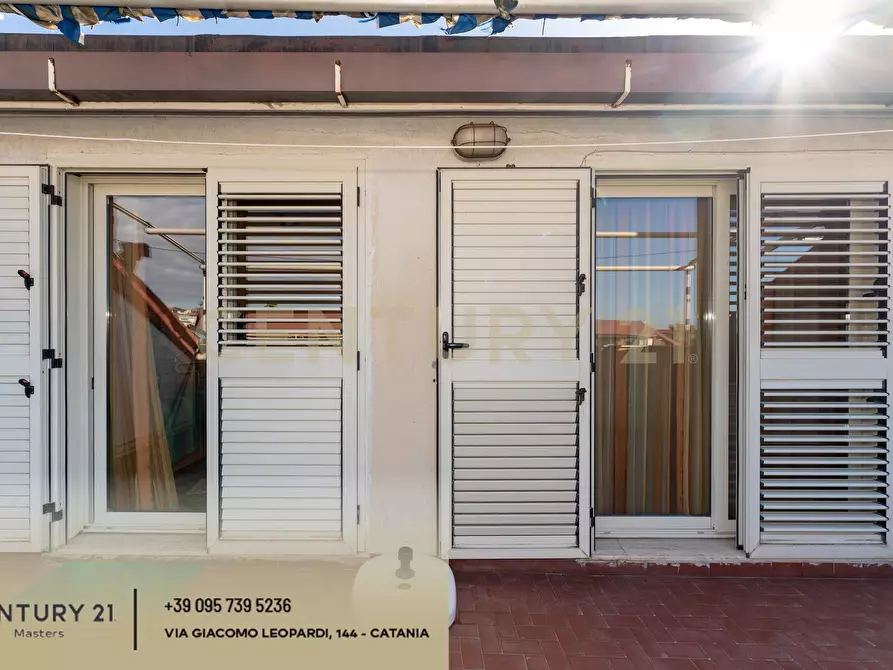 Immagine 93 di Casa semindipendente in vendita  in Via G. Leopardi 1 a Sant'agata Li Battiati