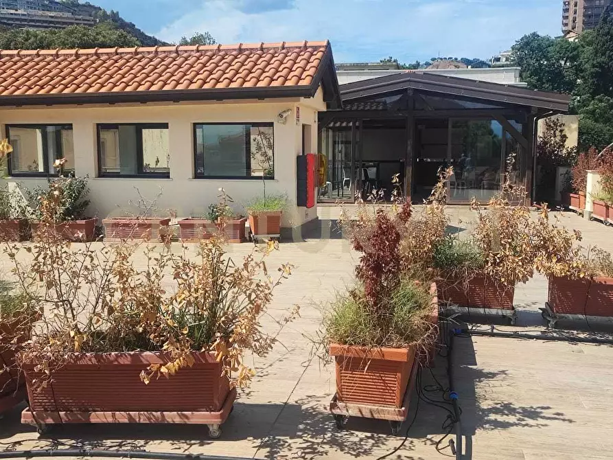 Immagine 44 di Palazzo in vendita  a Messina