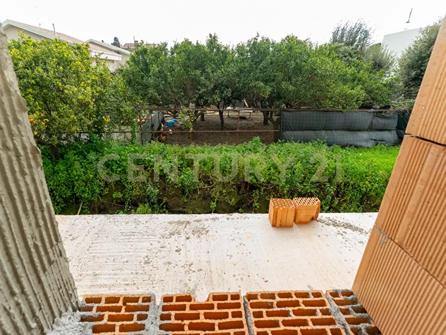 Immagine 29 di Casa bifamiliare in vendita  in Via Alessandro Manzoni 72 a Valverde