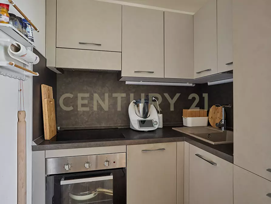 Immagine 22 di Attico in vendita  in Via Guglielmo Petroni 38 a Roma