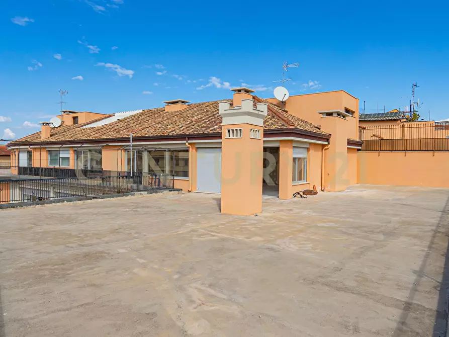 Immagine 3 di Attico in vendita  in Via dell'Olmata 30 a Roma