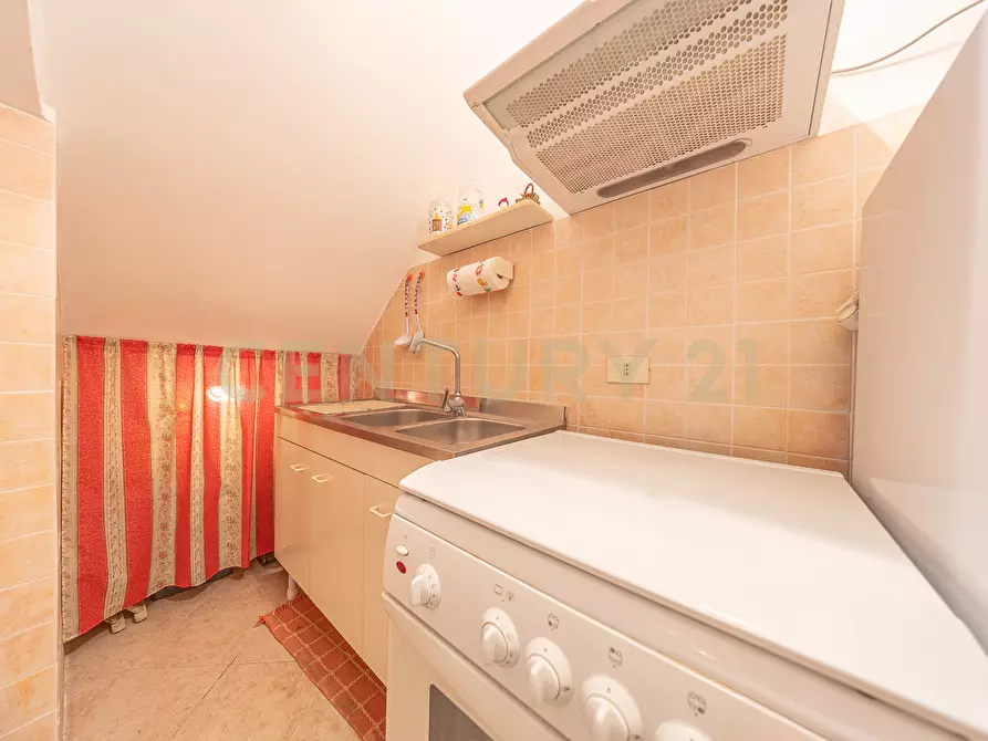 Immagine 6 di Bilocale in vendita  in Borgo di Sotto 33 a Roma