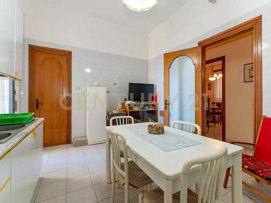 Immagine 25 di Quadrilocale in vendita  in Via Ammiraglio Toscano 5 a Catania