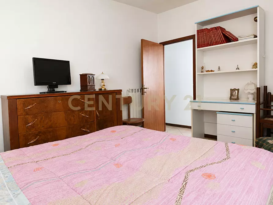 Immagine 18 di Pentalocale in vendita  in Via Aldobrandeschi 53 a Castell'azzara