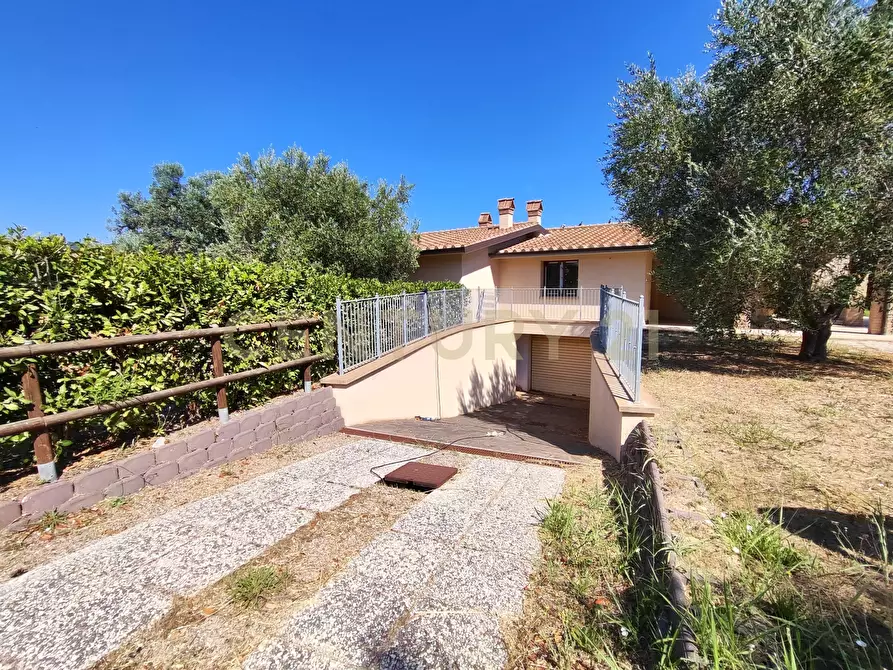 Immagine 5 di Casa bifamiliare in vendita  in Via san martino snc a Castiglione Della Pescaia