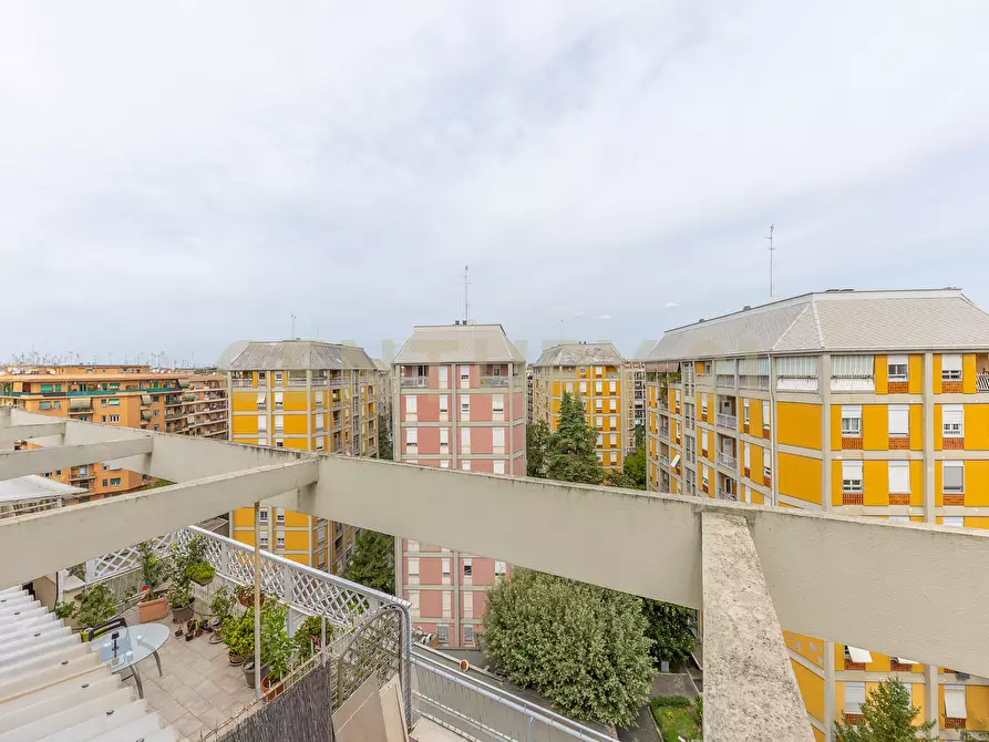 Immagine 16 di Attico in vendita  in Via Tripolitania 182 a Roma