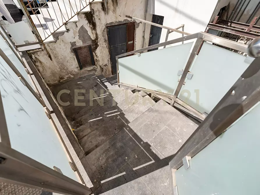 Immagine 3 di Attività commerciale in vendita  in Via Paolo Lopis 19/M a Catania