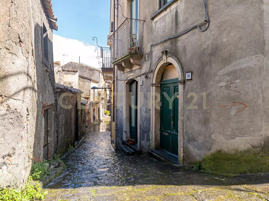 Immagine 58 di Casa indipendente in vendita  in Via Guglielmo Oberdan 15 a Linguaglossa