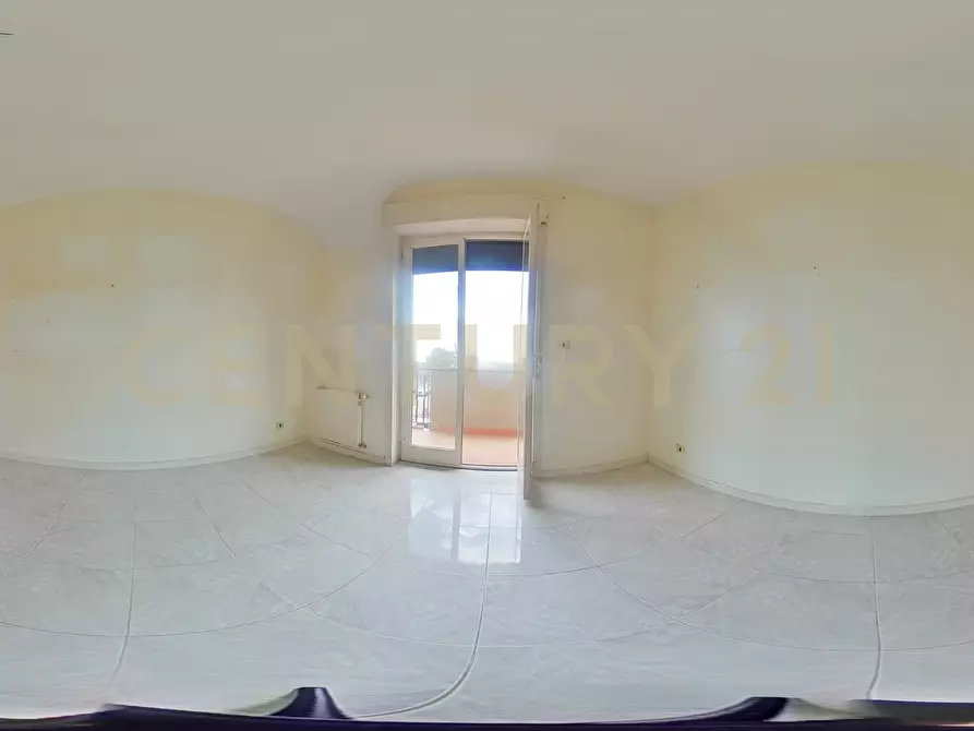 Immagine 43 di Pentalocale in vendita  in Via Stefano Vitale 12 a Catania