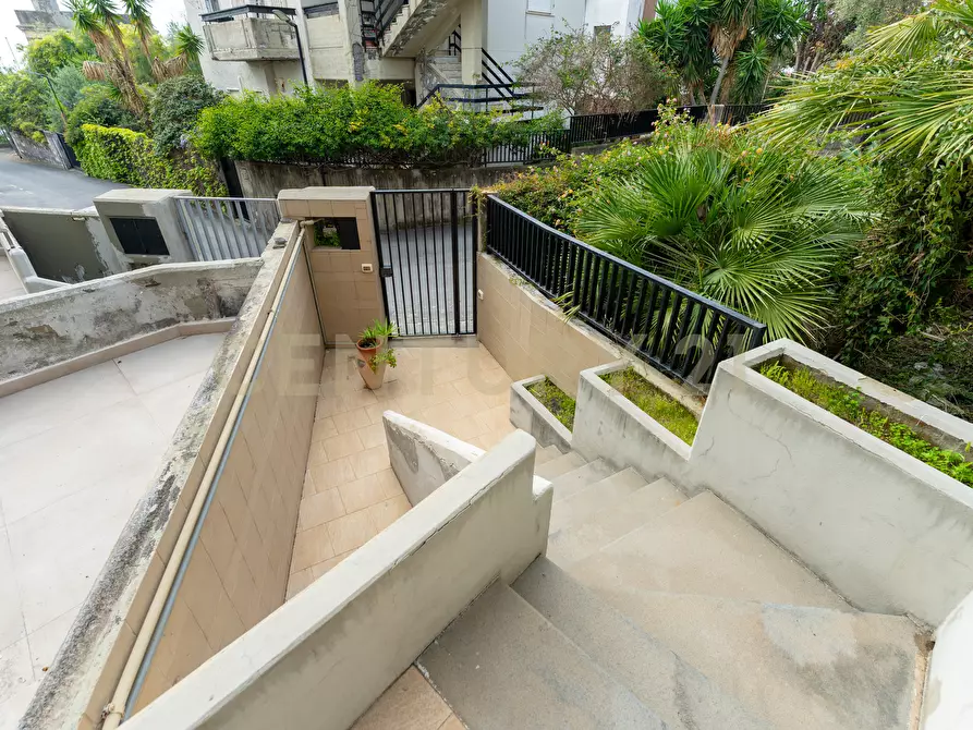 Immagine 76 di Villa in vendita  in Via G. Pezzana 11 a Aci Castello