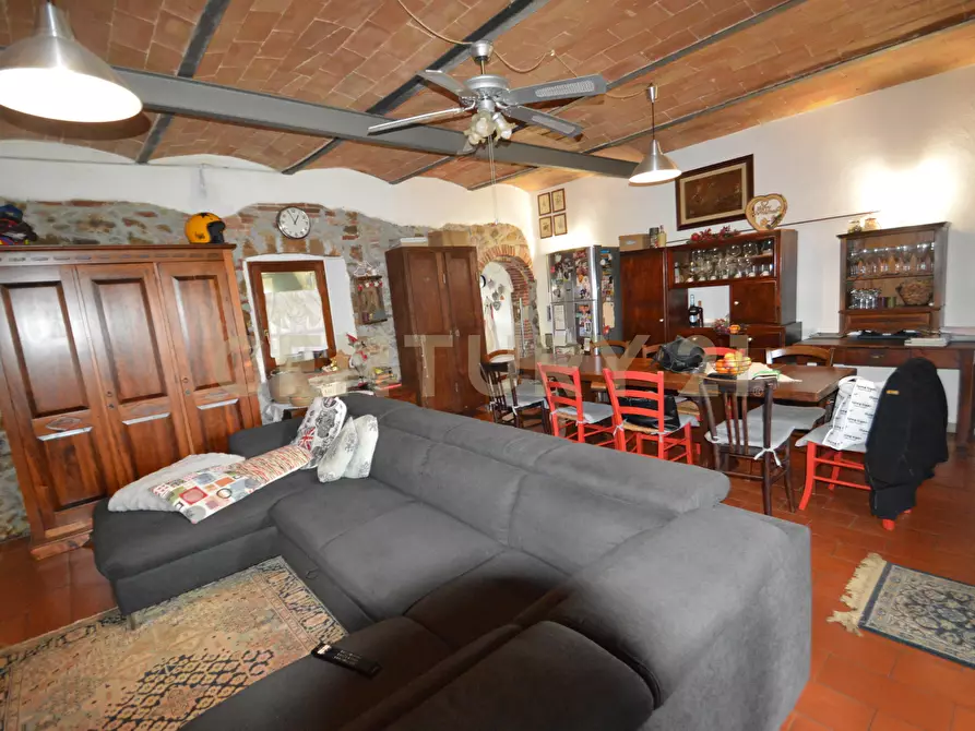 Immagine 1 di Porzione di casa in vendita  in via Aurelia Sud Loc. Braccagni 108 a Grosseto