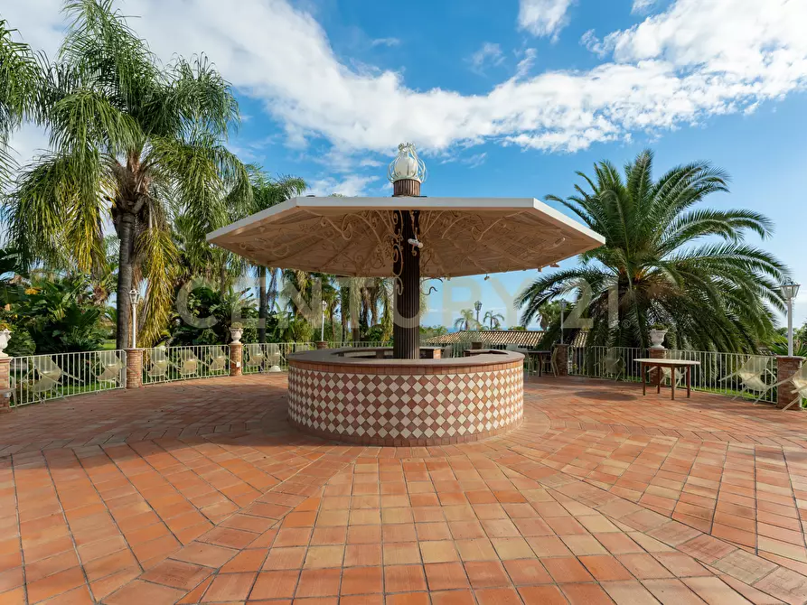 Immagine 24 di Rustico / casale in vendita  in Via Castelnuovo Don Bosco 68 a Acireale