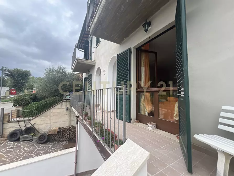 Immagine 6 di Villetta a schiera in vendita  in via della pace 7 a Montalcino