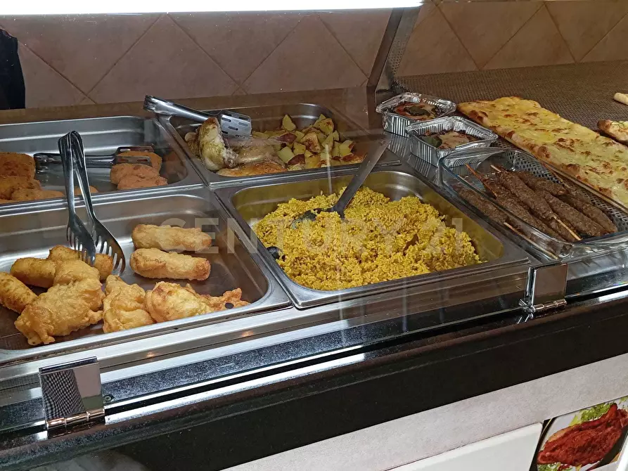 Immagine 23 di Bar / Ristorante in vendita  in Piazza Cesare Cantù 5 a Roma