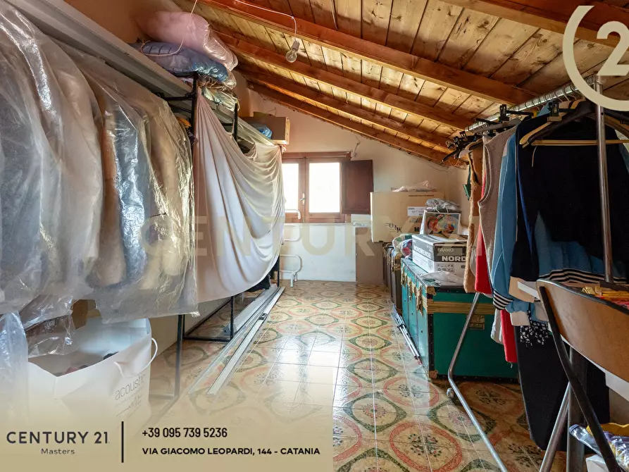 Immagine 28 di Villa in vendita  in Via Francesco Durante 11 a Pedara