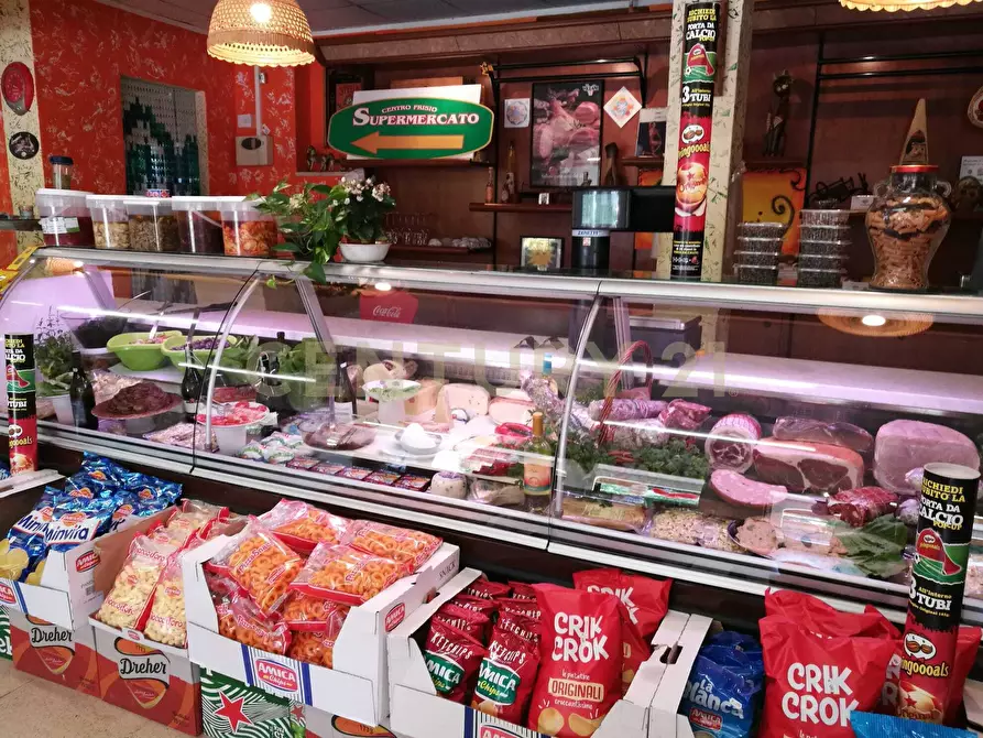 Immagine 22 di Locale commerciale in vendita  in Viale dei Lidi a Siracusa