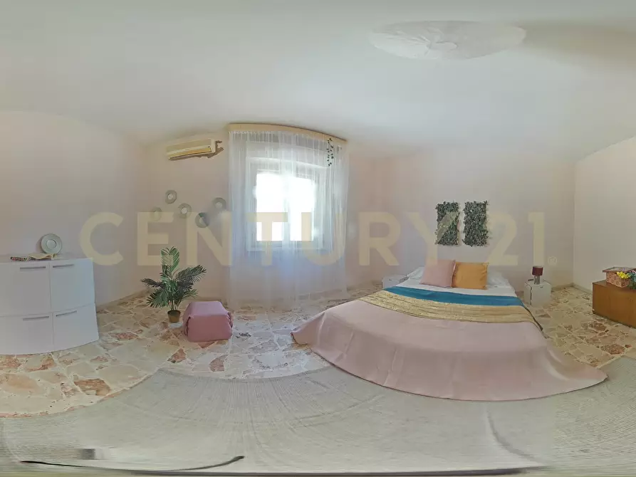 Immagine 33 di Appartamento in vendita  in Via Guglielmo Marconi 36 a Valverde