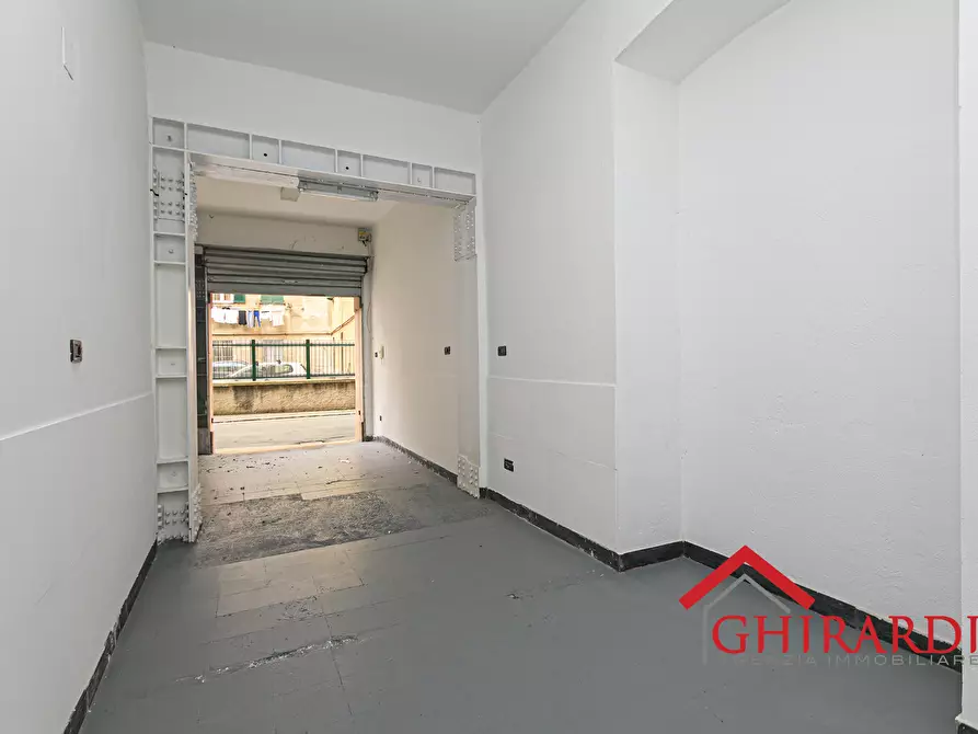 Immagine 7 di Garage in vendita  in VIA MONFALCONE 1A a Genova