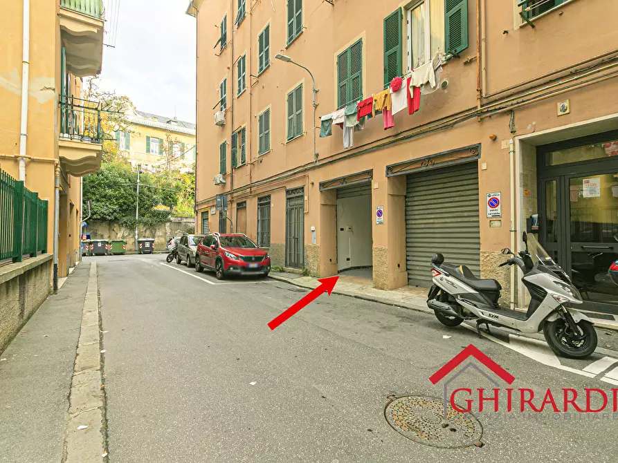 Immagine 11 di Garage in vendita  in VIA MONFALCONE 1A a Genova
