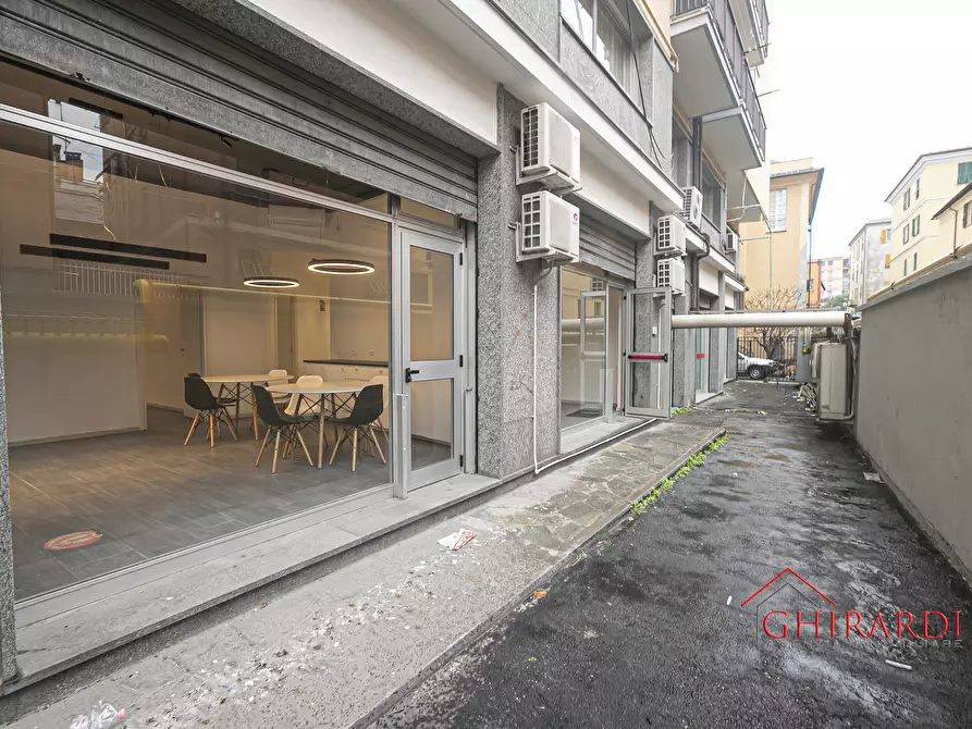 Immagine 29 di Locale commerciale in affitto  in VIA ALFREDO D'ANDRADE 76R a Genova