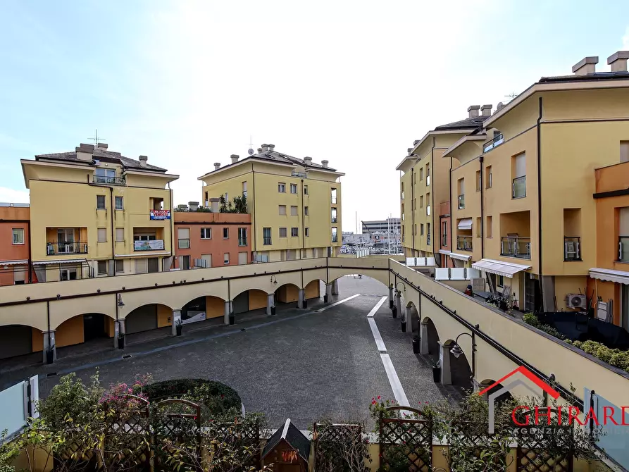 Immagine 20 di Bilocale in vendita  in VIA CIBRARIO 37 a Genova