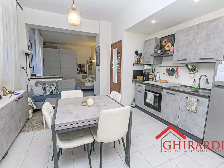 Immagine 3 di Monolocale in vendita  in VIALE MODUGNO 16 a Genova