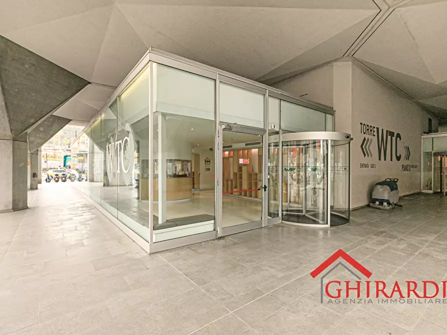 Immagine 34 di Ufficio in affitto  in VIA DE MARINI 1 a Genova