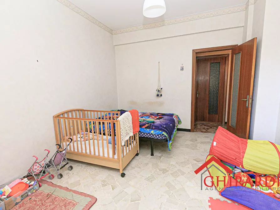 Immagine 15 di Quadrilocale in vendita  in VIA DELL'ALLORO 7 a Genova