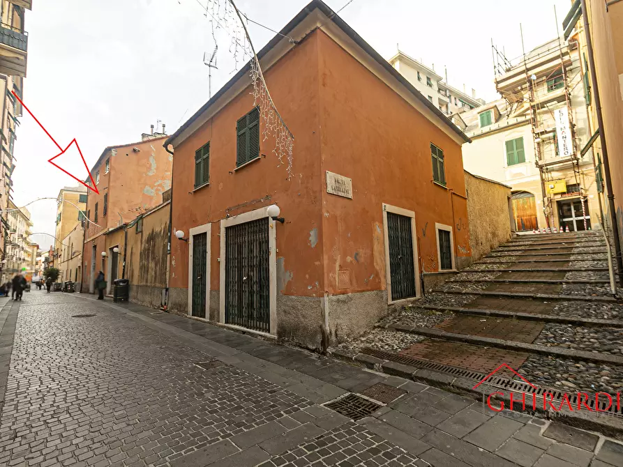 Immagine 1 di Casa indipendente in vendita  a Genova