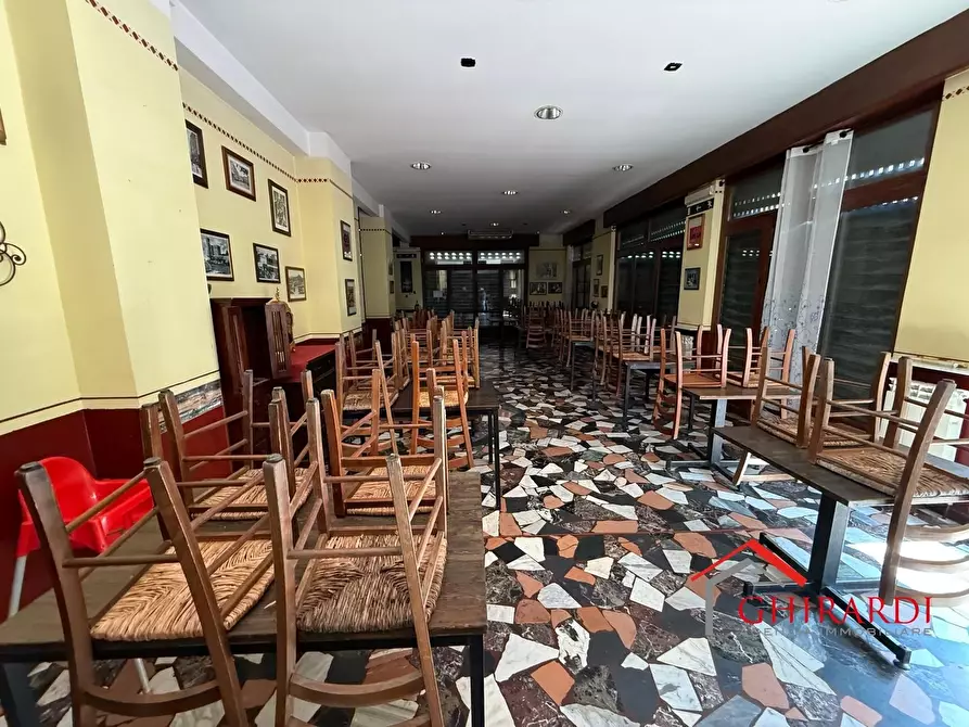 Immagine 4 di Locale commerciale in affitto  in Via Domenico Oliva 42a a Genova