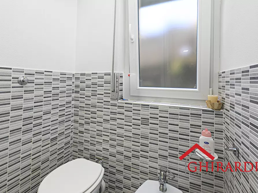 Immagine 21 di Bilocale in vendita  in VIA PAOLO TOSCANELLI 22 a Genova