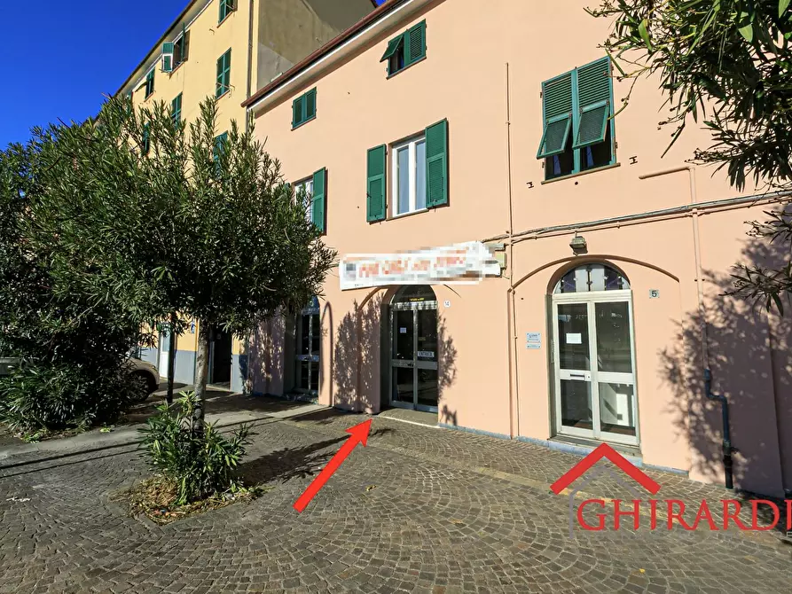 Immagine 1 di Showroom in affitto  in VIA PRA' 5 a Genova