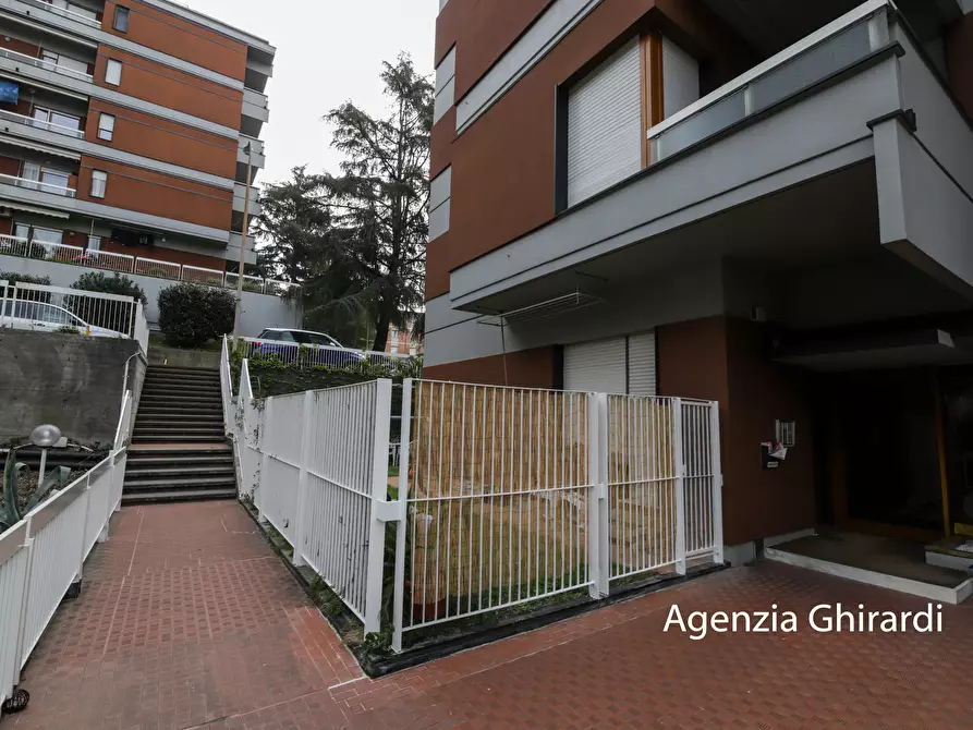 Immagine 43 di Quadrilocale in affitto  in Via Briscata 28 a Genova