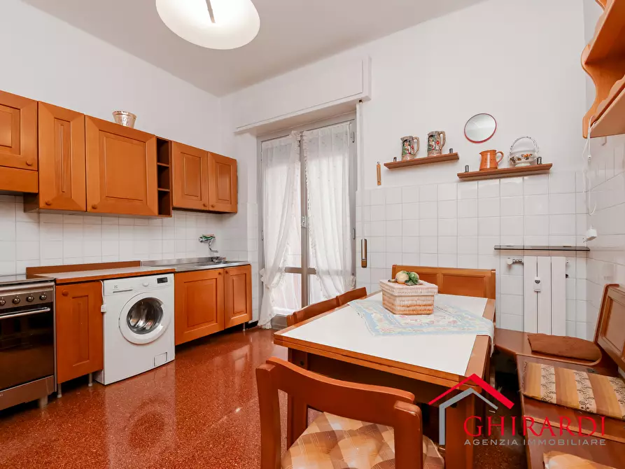 Immagine 8 di Quadrilocale in vendita  in SALITA CATALDI 20B a Genova