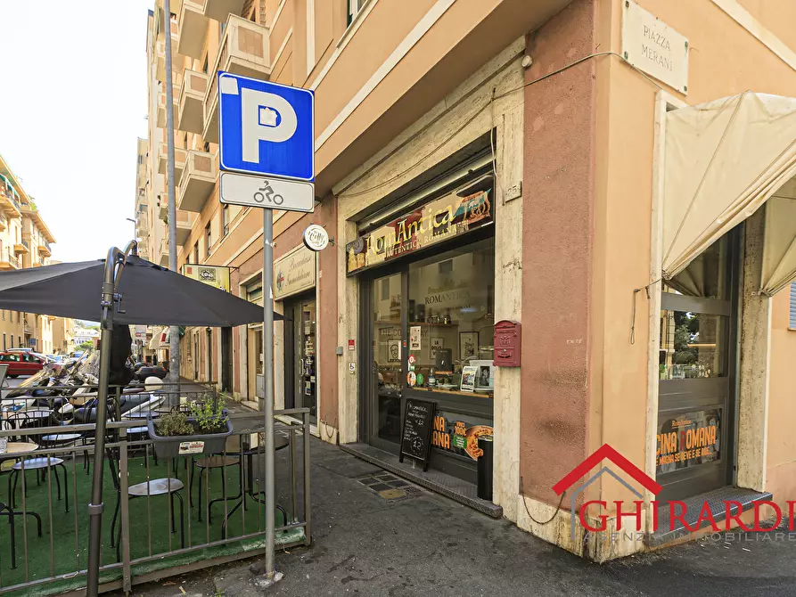 Immagine 31 di Attività commerciale in vendita  in Via Trento 52 a Genova