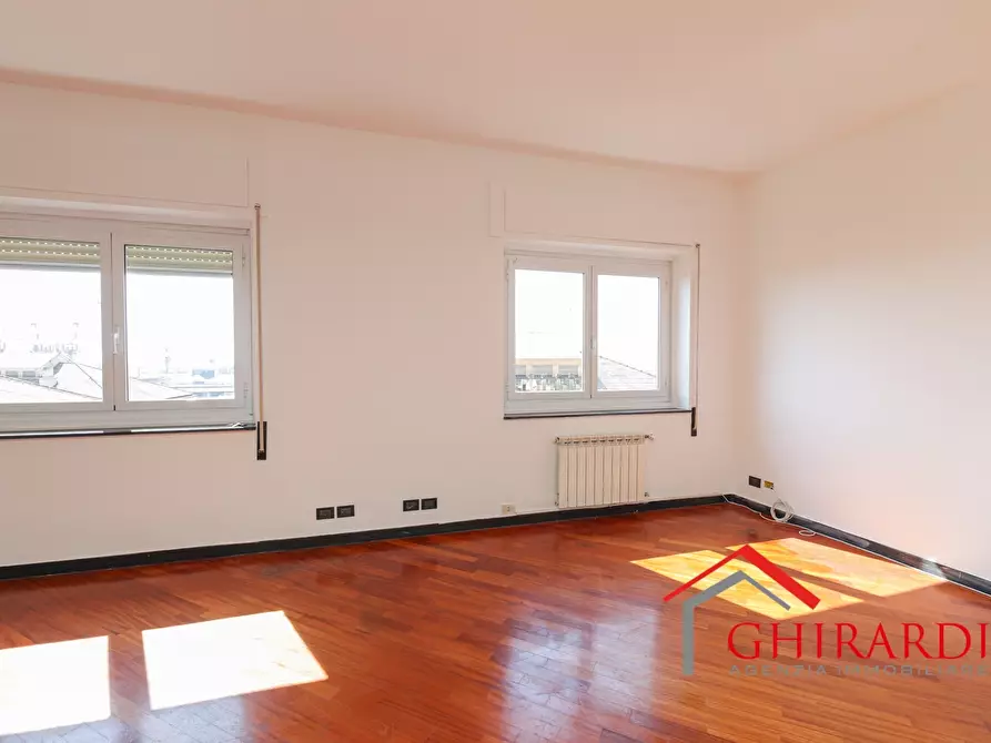 Immagine 6 di Trilocale in vendita  in VIA DELL'INSURREZIONE 12A a Genova