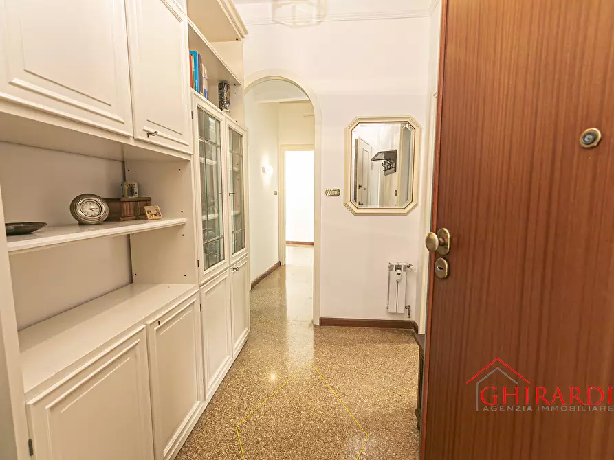 Immagine 2 di Trilocale in affitto  in Via Giacomo Puccini 19 a Genova