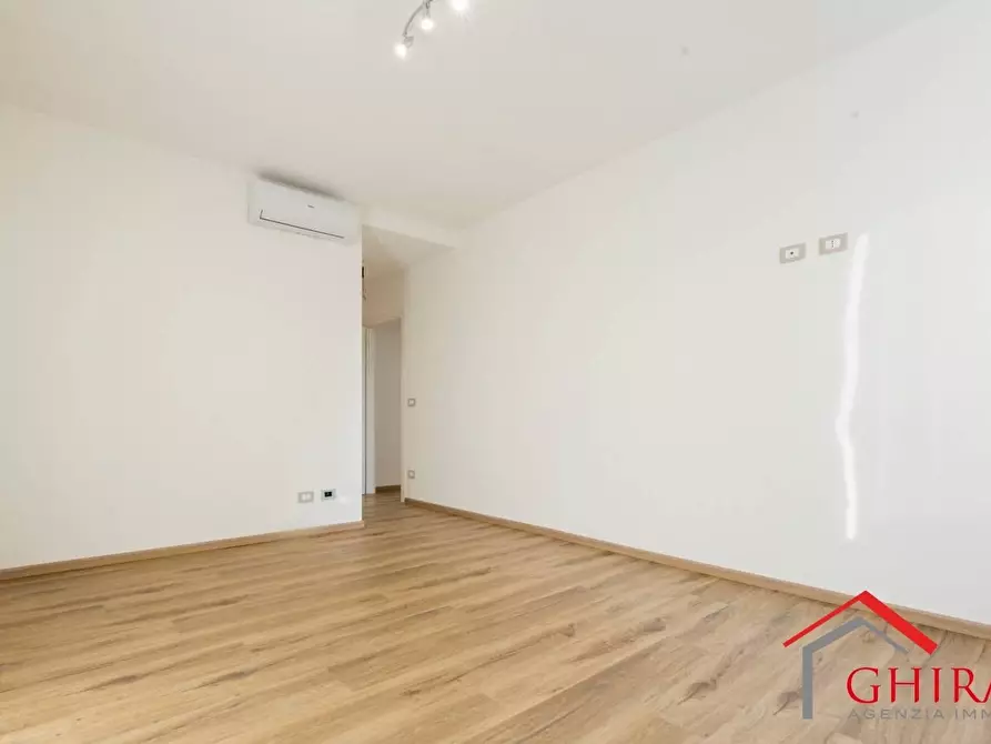 Immagine 16 di Quadrilocale in vendita  in Corso Andrea Podestà 8 a Genova