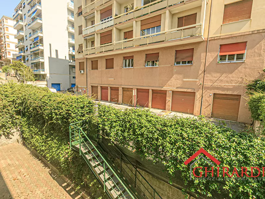 Immagine 27 di Trilocale in affitto  in VIA DON LUIGI PERRONE 23 a Genova