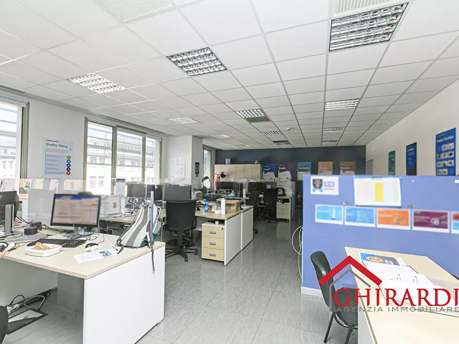 Immagine 2 di Ufficio in vendita  in Via Enrico Albareto 21 a Genova