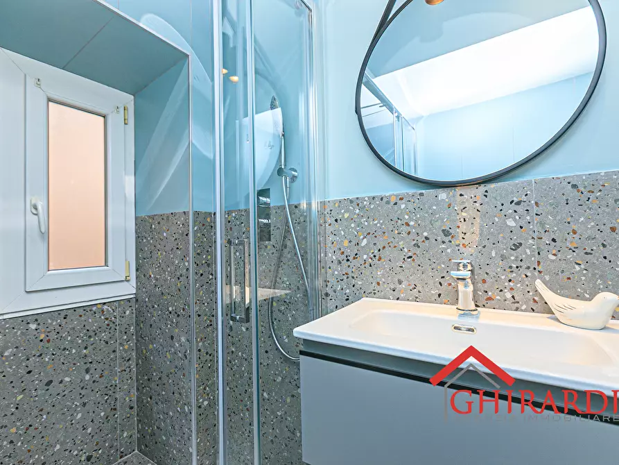 Immagine 23 di Bilocale in vendita  in Via Ramiro Ginocchio 10 a Genova