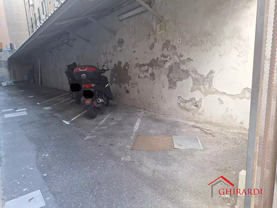 Immagine 10 di Garage in vendita  in Via Antonio Canobbio a Genova