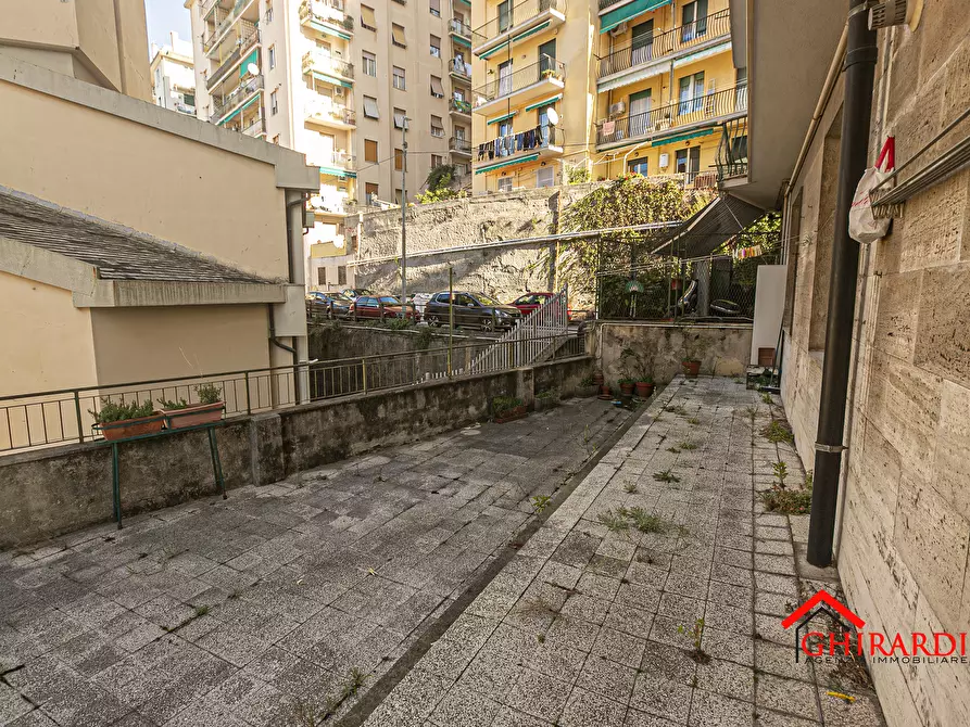 Immagine 22 di Bilocale in affitto  in Via Lodovico Calda 38 a Genova