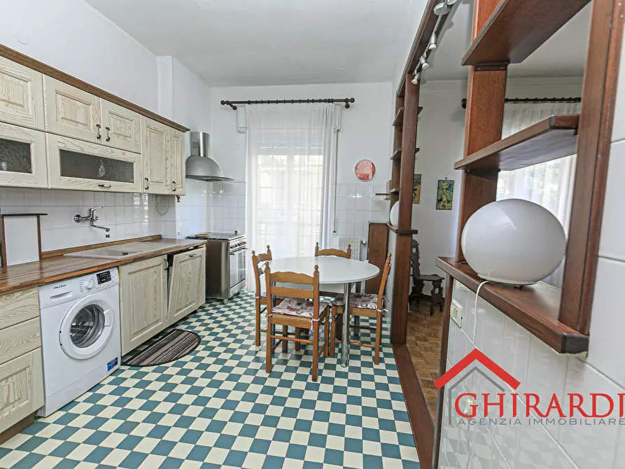 Immagine 1 di Quadrilocale in affitto  in Via Chiaravagna 8B a Genova